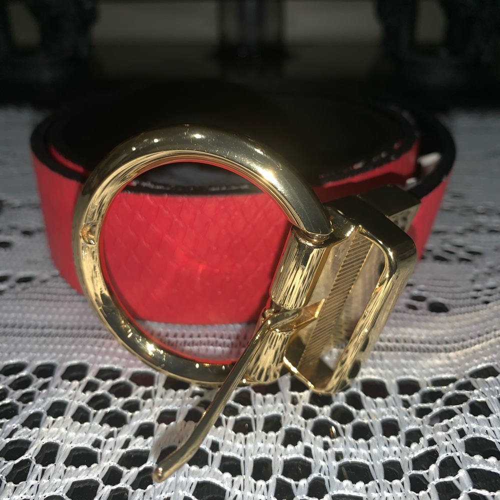Express Red/Black Reversible Belt